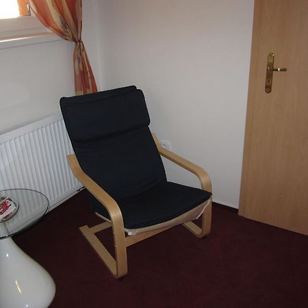 Guest House Krpole Бърно Стая снимка